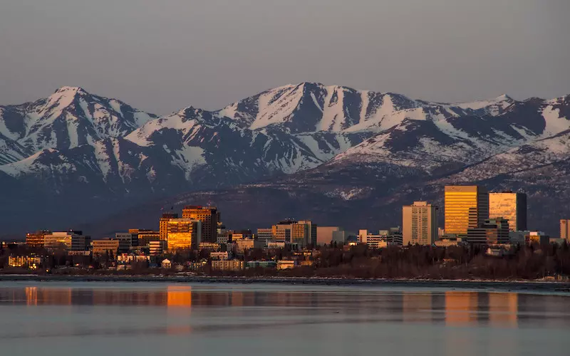 Anchorage-Alaska-at-Dusk