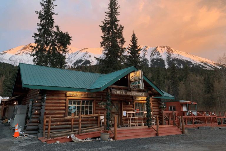 Gwins Lodge in Alaska