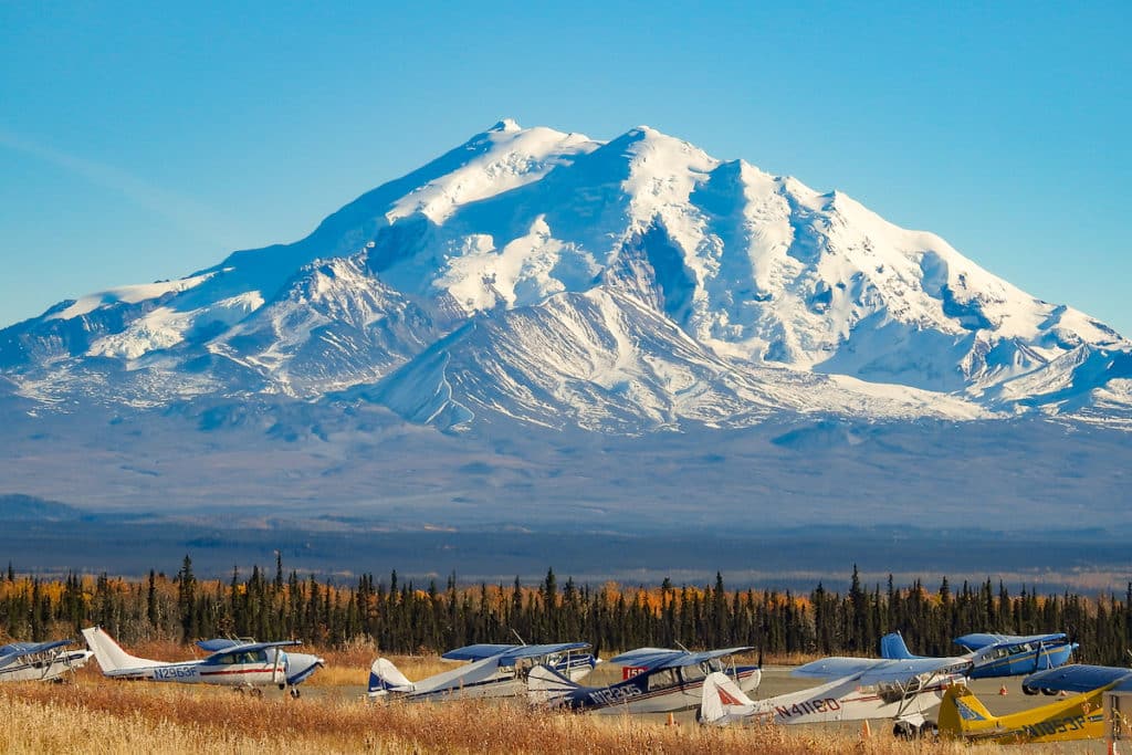 How To Get To The Grizzly Bear Hunt Location - By Plane