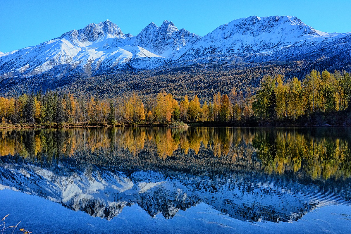 Reflections Lake Fall 32 Minutes North Of Anchorage